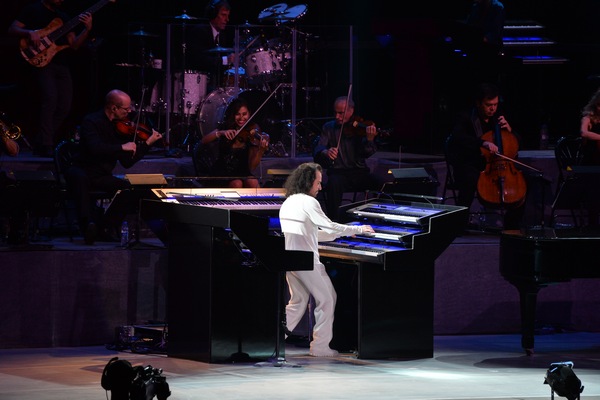 Yanni at Byblos Festival